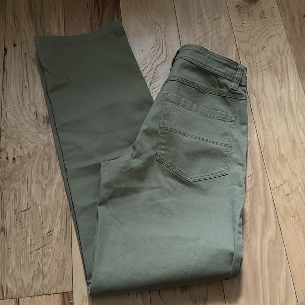 H&M olive green cargo high rise Sz‎ 4 pants NWT - Picture 5 of 9